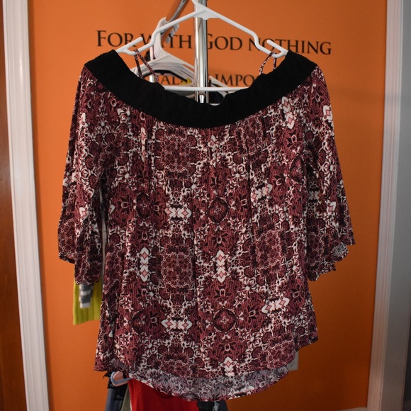 Women's Size Medium "Cold Shoulder" Top from Maurice's - Picture 2 of 3